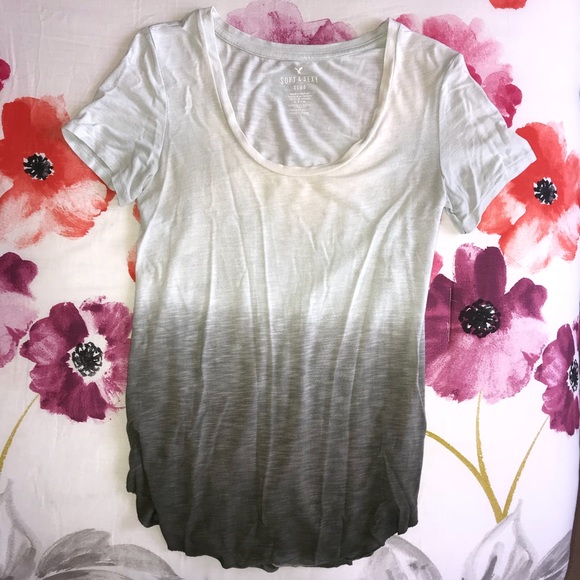 American Eagle Outfitters Tops - American Eagle Soft & Sexy Slub Ombré Tee